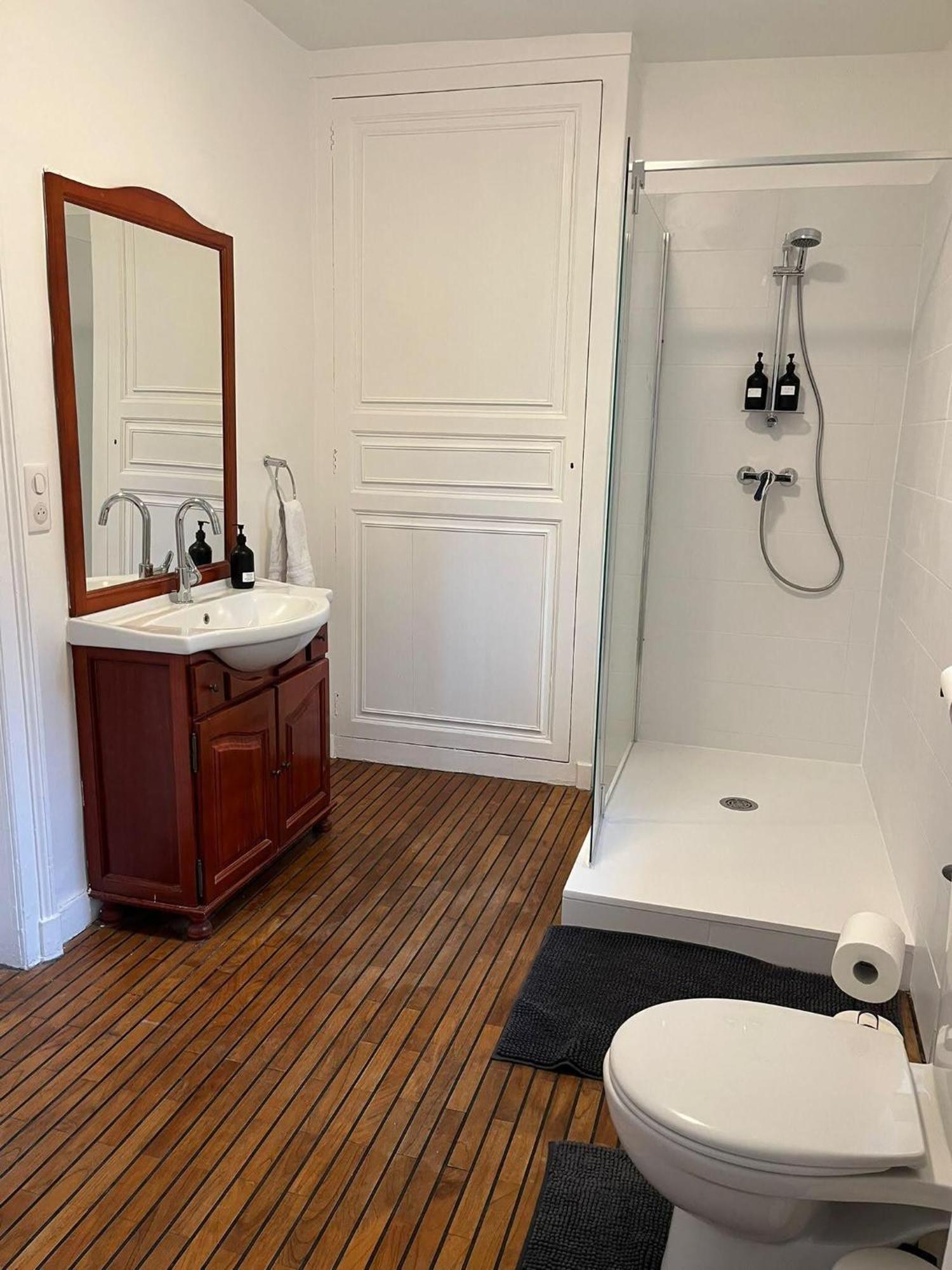 Maison Pol Amboise Ruang foto